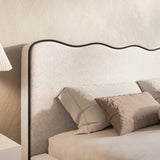 Lova Duney, su daiktadėže