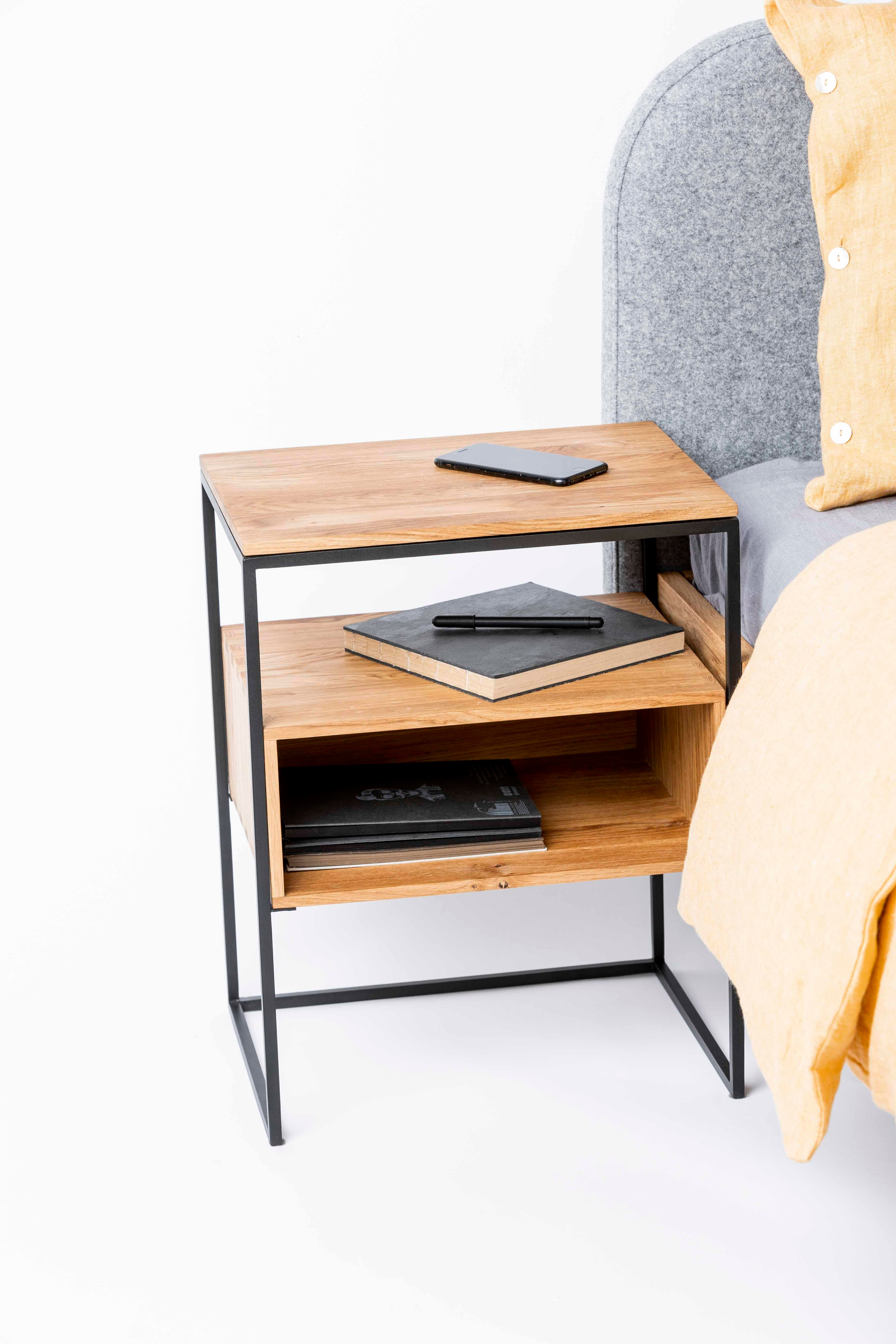 Naktinė spintelė Box